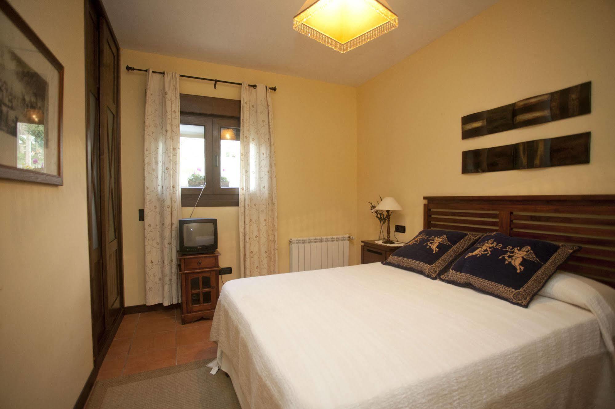 Casa A Pedrina Ferienhaus Amés